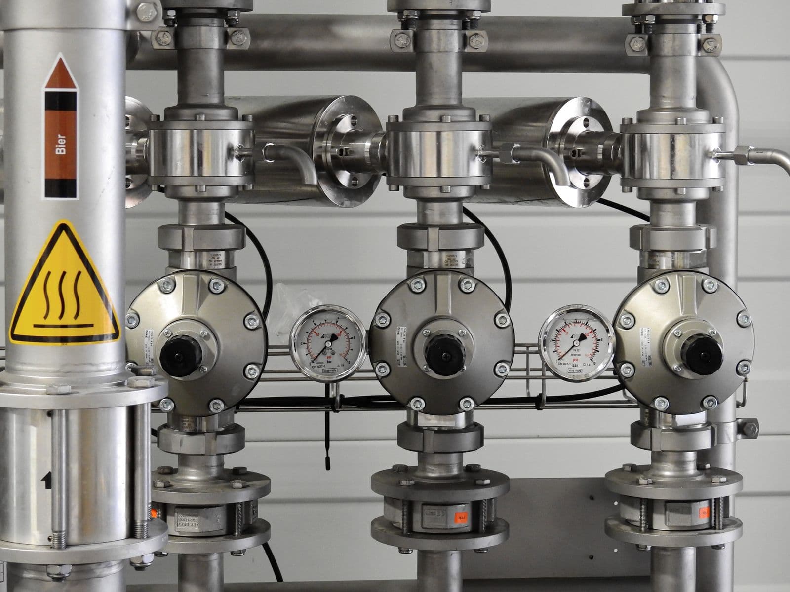 Stainless steel process pipework with pressure gauges